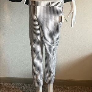 Autres Filles Striped Capri Pants Size M